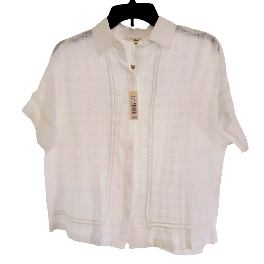 Max Studio White Button Down Shirt Relaxed Fit, short sleeve. NWT